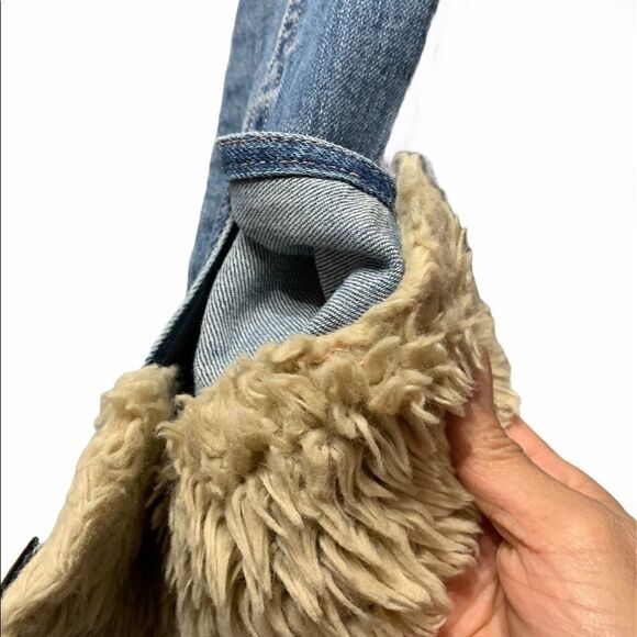 Hollister Jacket   - Picture 8 of 10